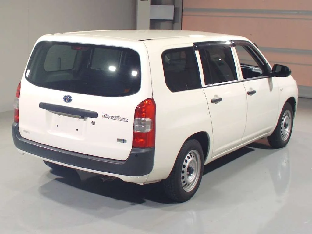 Toyota Probox  с аукциона в Японии