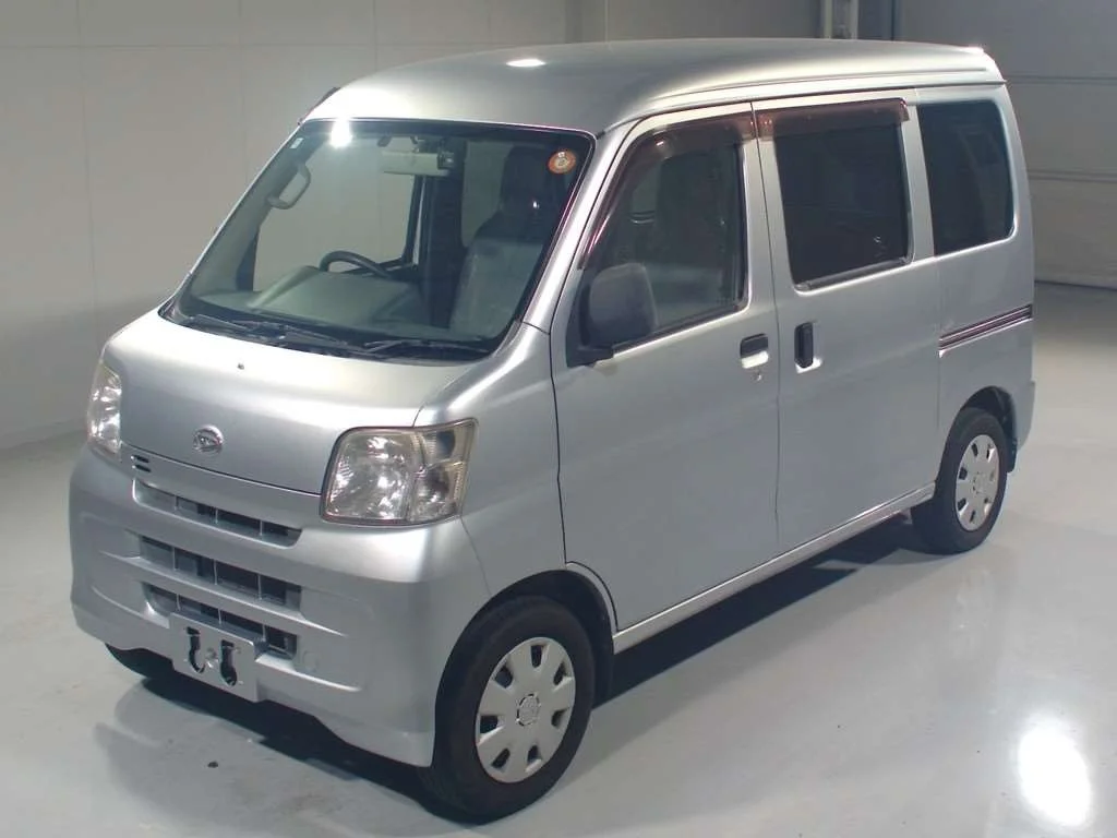 Daihatsu Hijet Cargo 2015