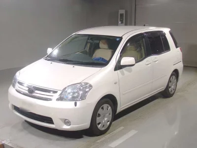 TOYOTA RAUM