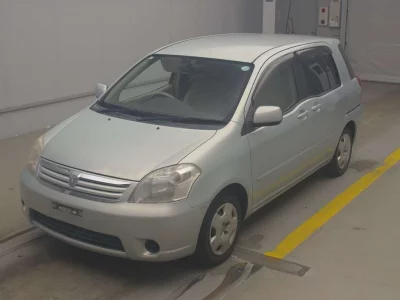 TOYOTA RAUM