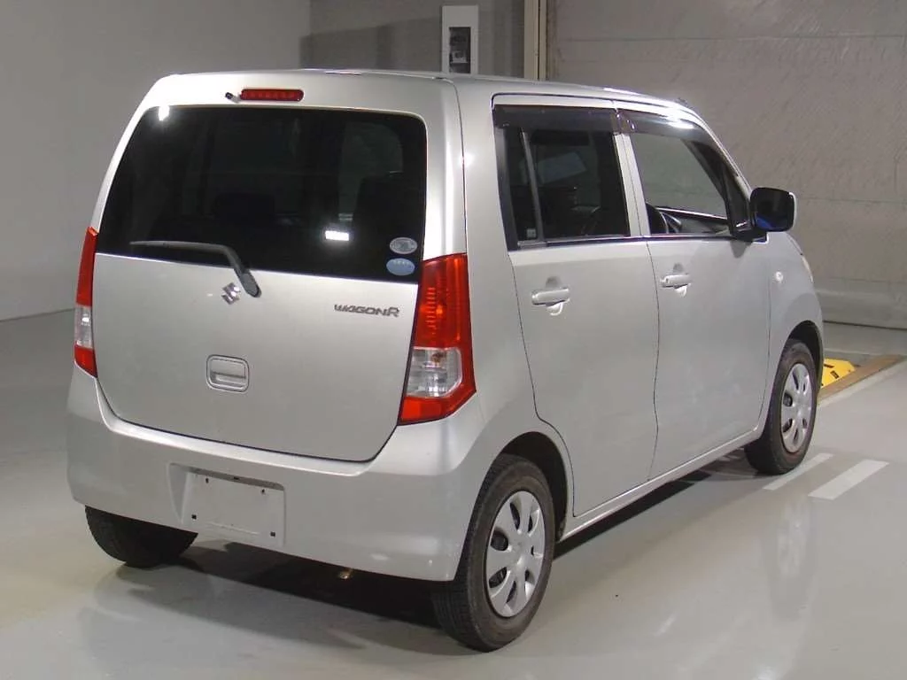 Suzuki Wagon R  с аукциона в Японии