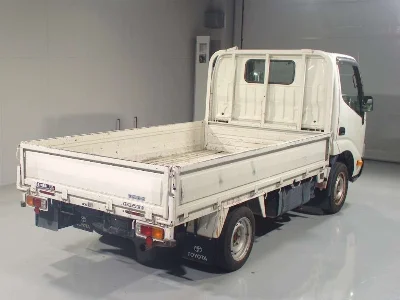 TOYOTA DYNA