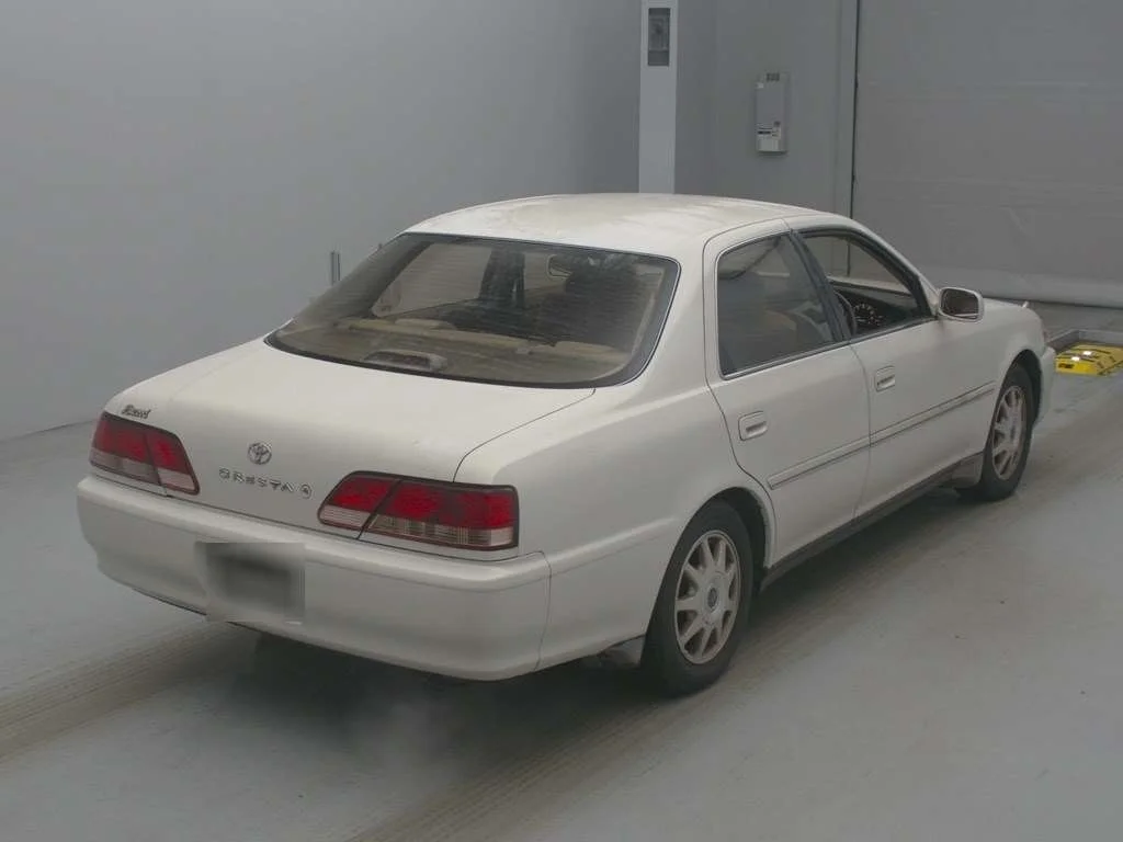Toyota Cresta  с аукциона в Японии