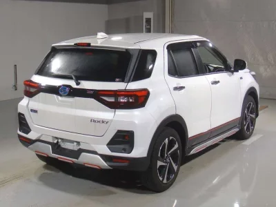 DAIHATSU ROCKY