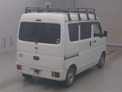 NISSAN CLIPPER VAN
