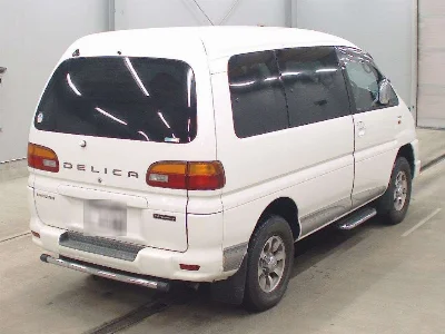 MITSUBISHI DELICA