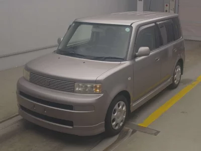 TOYOTA BB