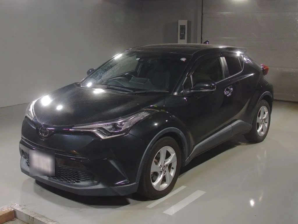 Toyota C-HR  с аукциона в Японии