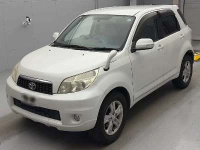 TOYOTA RUSH