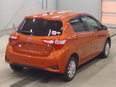 TOYOTA VITZ