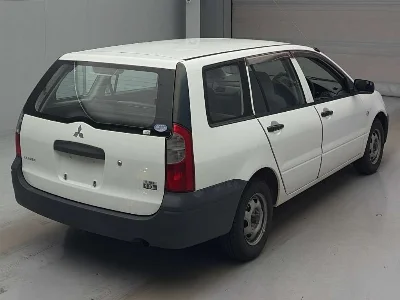 MITSUBISHI LANCER VAN