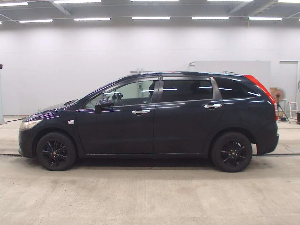Honda Stream  с аукциона в Японии