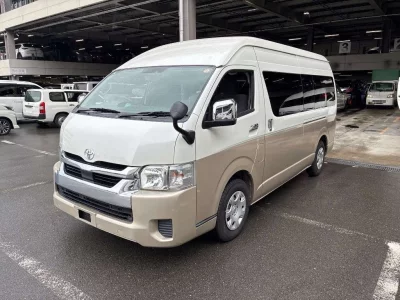 TOYOTA HIACE, 2021 — лот японского аукциона