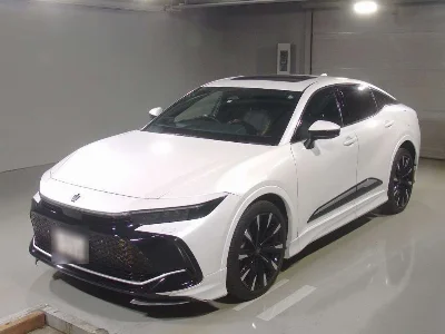 TOYOTA CROWN CROSSOVER
