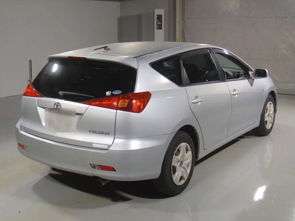 Toyota Caldina  с аукциона в Японии