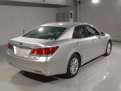 TOYOTA CROWN HYBRID, 2013 — лот японского аукциона