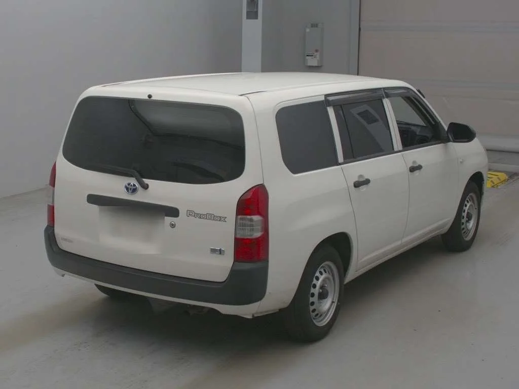 Toyota Probox  с аукциона в Японии