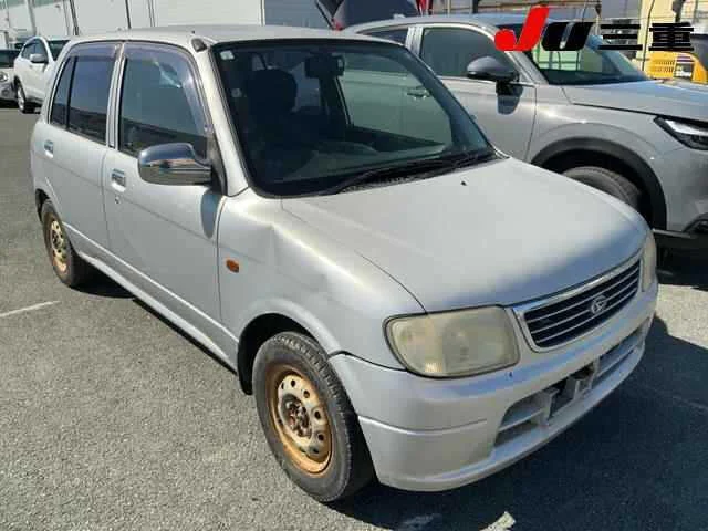 Daihatsu Mira 2000
