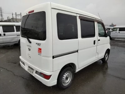 DAIHATSU HIJET VAN
