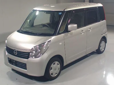 NISSAN ROOX