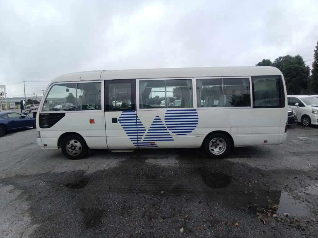 Hino LIESSE II  с аукциона в Японии