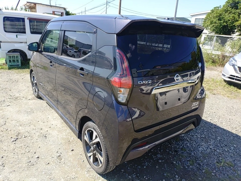 Nissan Dayz  с аукциона в Японии