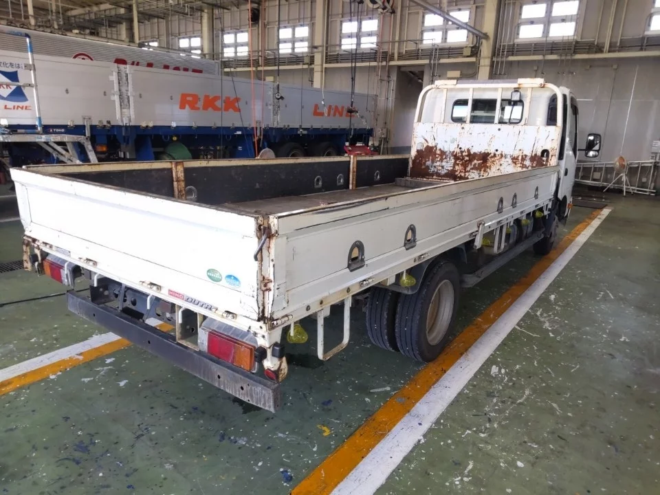 Hino Dutro  с аукциона в Японии