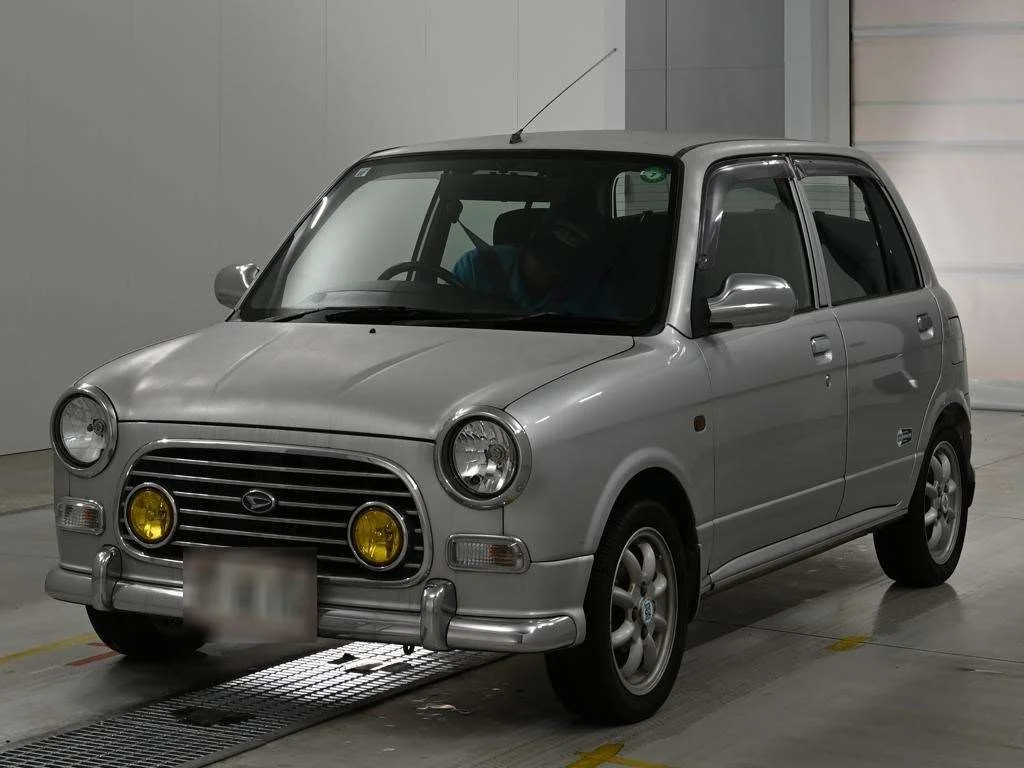 Daihatsu Mira 2001