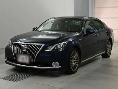 TOYOTA CROWN MAJESTA