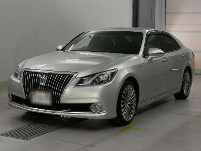 TOYOTA CROWN MAJESTA