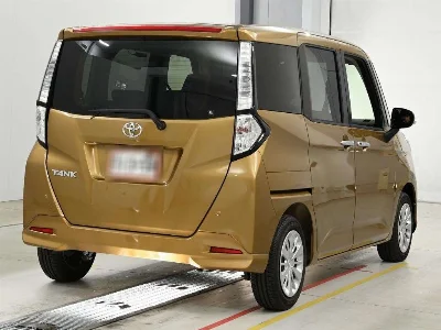 TOYOTA TANK