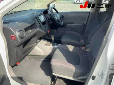 NISSAN AD