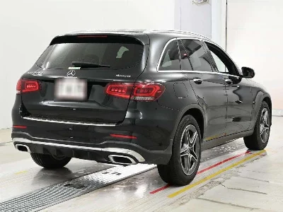 MERCEDES BENZ GLC