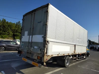 ISUZU FORWARD