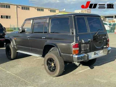 NISSAN SAFARI