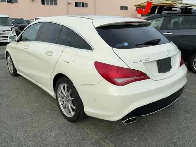 MERCEDES BENZ CLA SHOOTING BRAKE