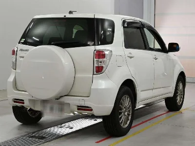 TOYOTA RUSH