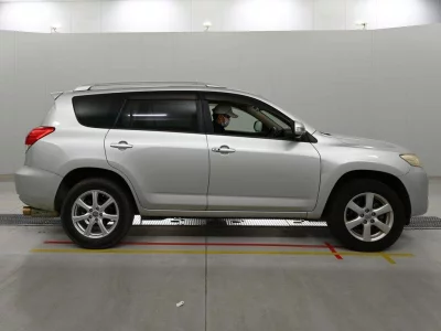 TOYOTA VANGUARD
