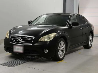 NISSAN FUGA