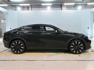 TOYOTA CROWN CROSSOVER