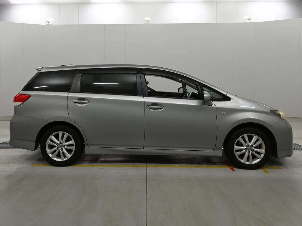 Toyota Wish 1.8S, миниатюра 3