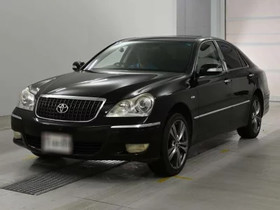 TOYOTA CROWN MAJESTA