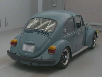 VOLKSWAGEN BEETLE