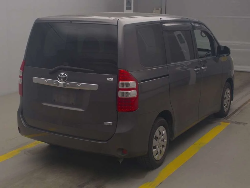 Toyota Noah X Smart Edition, миниатюра 2