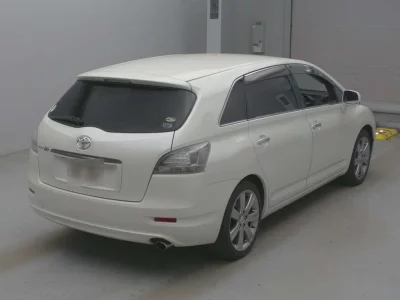 TOYOTA MARK X ZIO