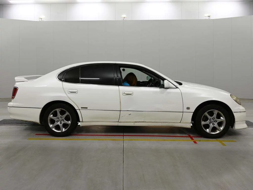 Toyota Aristo  с аукциона в Японии