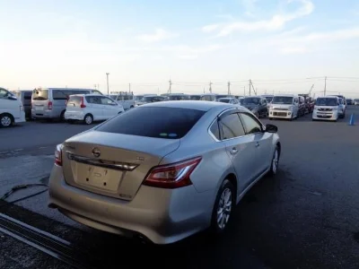 NISSAN TEANA