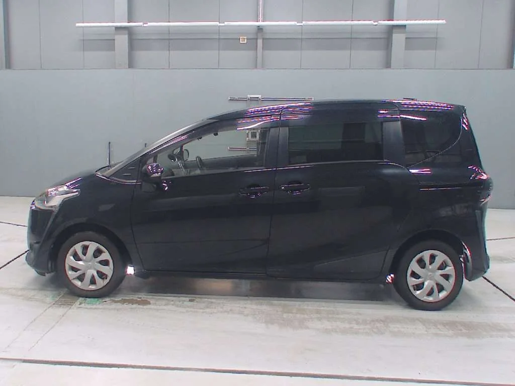 Toyota Sienta G, миниатюра 4