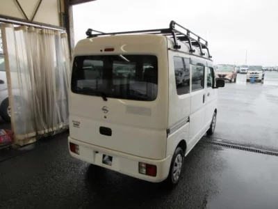 NISSAN CLIPPER VAN
