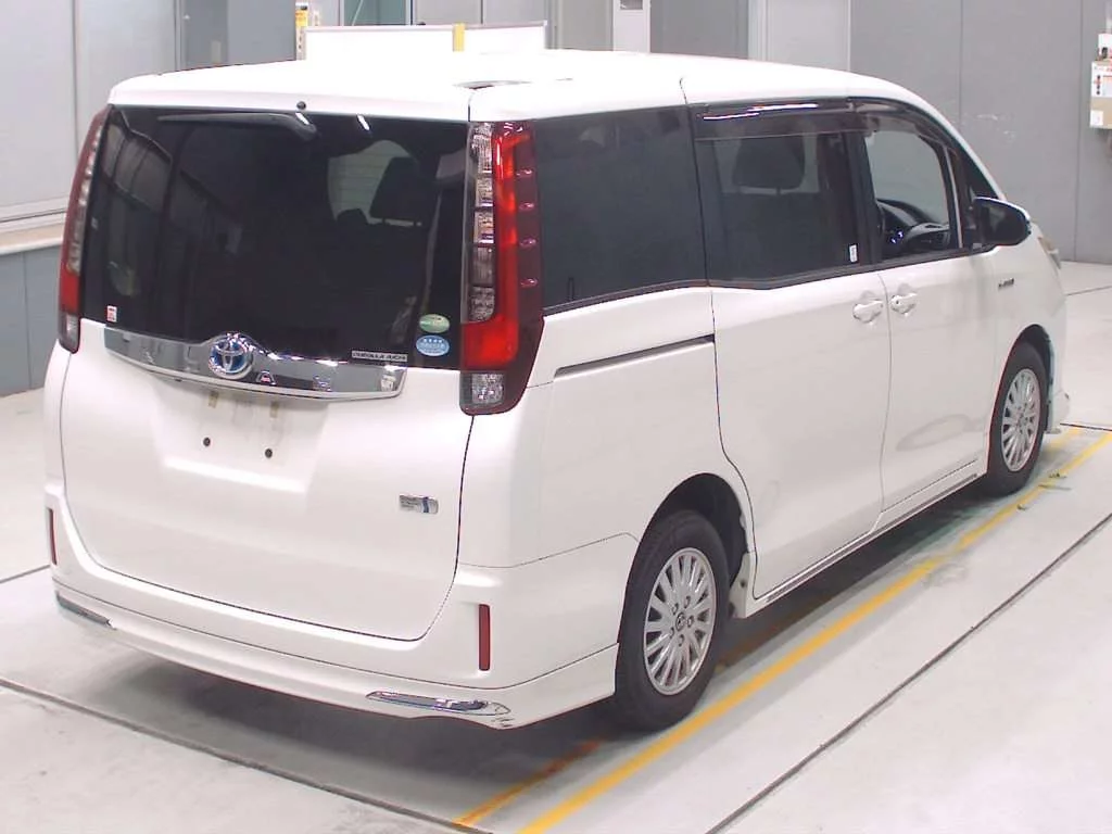 Toyota Noah HYBRID X, миниатюра 2